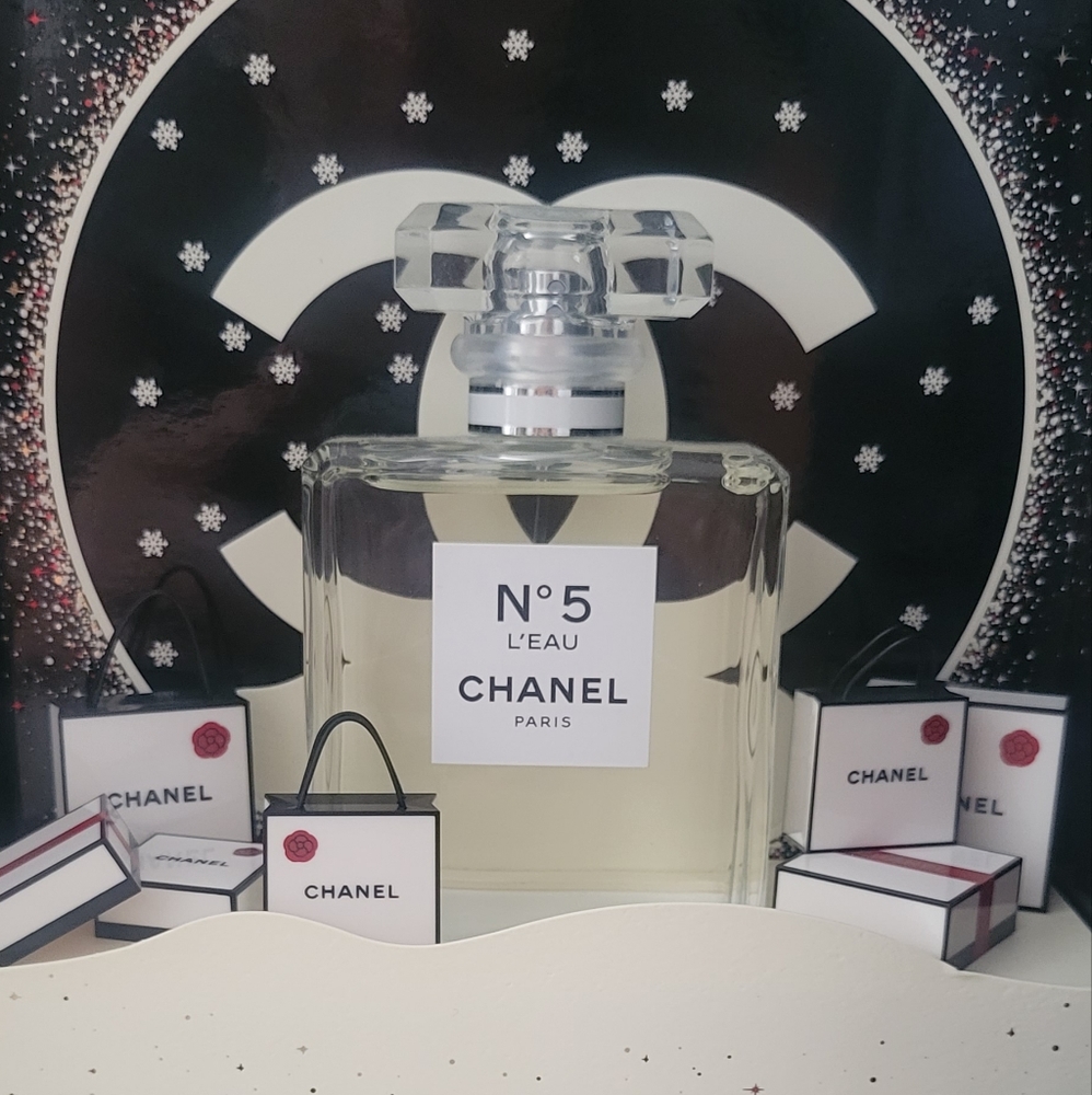 Chanel No. 5 Limited Edition Gift Set - Collectors Item